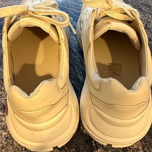 Gucci Cream Sneakers with Red and Green Stripes